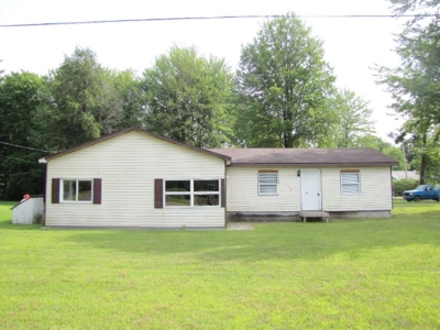 176 E. M-61, Gladwin, MI featured photo