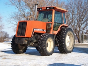 Bissell Farm Machinery Auction featured photo 4