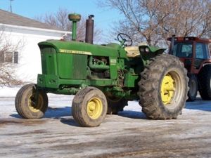 Bissell Farm Machinery Auction featured photo 11