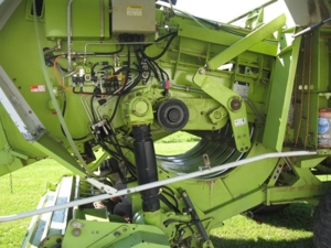 Zehr Farm Machinery Auction featured photo 59