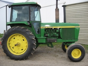 Zehr Farm Machinery Auction featured photo 85