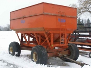 Lawless Farm Auction featured photo 22