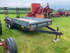 Jim Perry Equipment Auction, Clinton featured photo 8