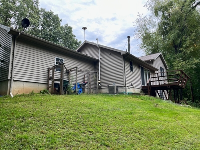 7888 Brown Rd. Parma, MI - 1,784 sq. ft home on 3.32 acres featured photo 8