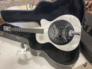 Matznick Antique and Collectible Auction featured photo 6