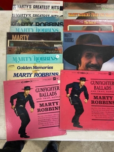 Matznick Antique and Collectible Auction featured photo 18