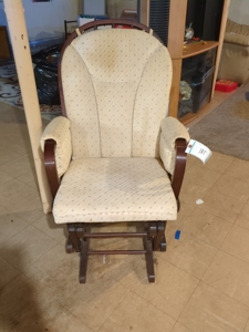 Penzien Personal Property Auction, Lansing featured photo 13