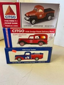 Mark Adam Toy Tractor, Truck, and Milk Bottle Collection featured photo 12