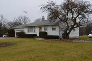 1815 S College Rd, Mason, MI featured photo 4