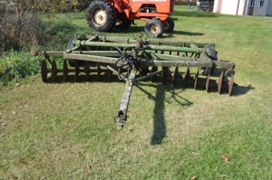 The Estate of Keith and Ellen Gidner Equipment Auction featured photo 17